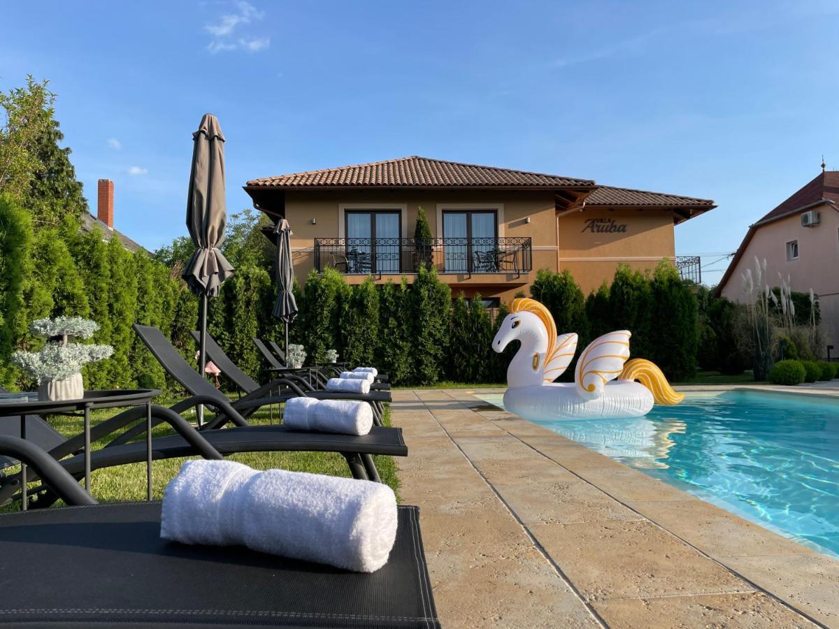 Villa Aruba & Private Spa Suites Keszthely Exterior photo